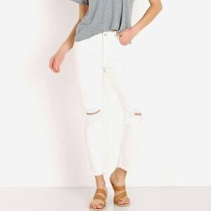 Levi’s Premium White Wedgie Fit Ankle Jeans  NWT Size 29